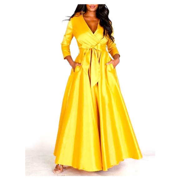 Evening long Dress - Picture 1 of 2